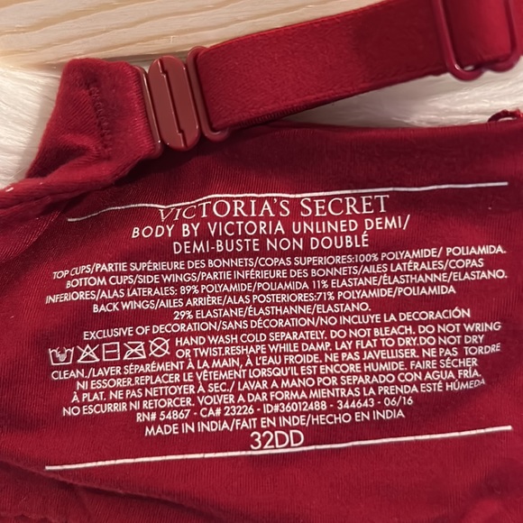 VICTORIA SECRET !!! - Picture 10 of 13